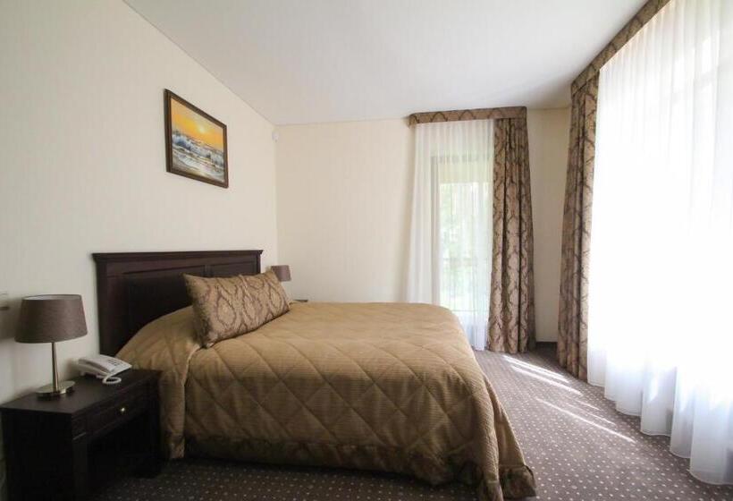 آپارتمان 1 خوابه, Pušynė