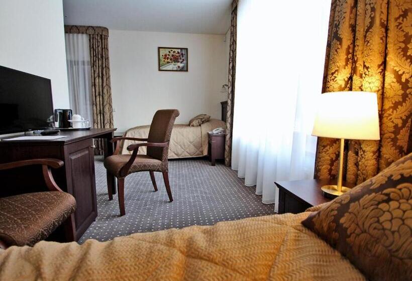 اتاق استاندارد, Pušynė