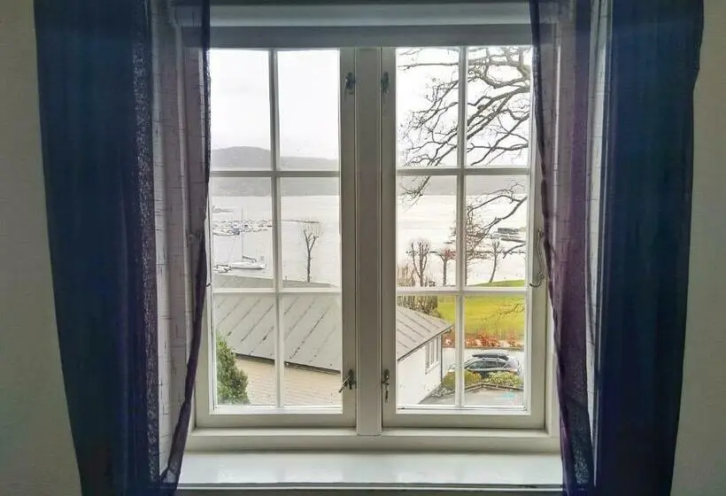 スタンダードトリプルルーム, Verkshotellet Jørpeland