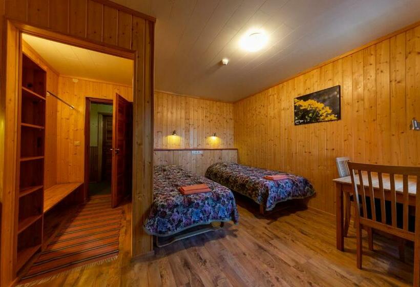 اتاق استاندارد یک نفره, Padu Hotell