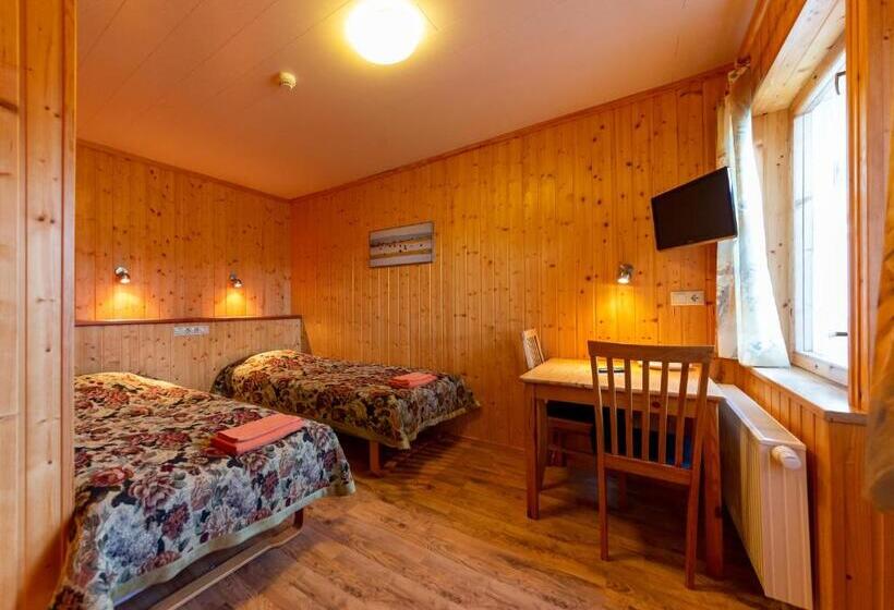 اتاق استاندارد یک نفره, Padu Hotell