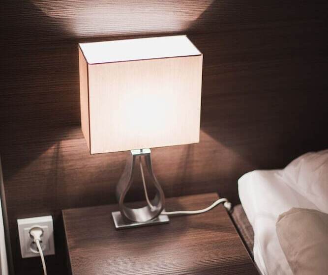 Номер Стандарт, Stay Xtra Hotel Kista