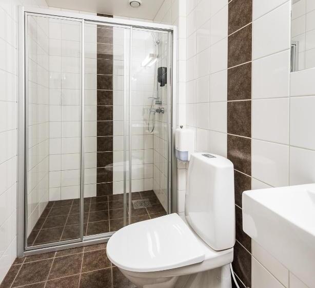 חדר משפחתי, Verkshotellet Jørpeland