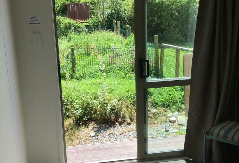 חדר אקונומי, Brunnerton Lodge And Backpackers