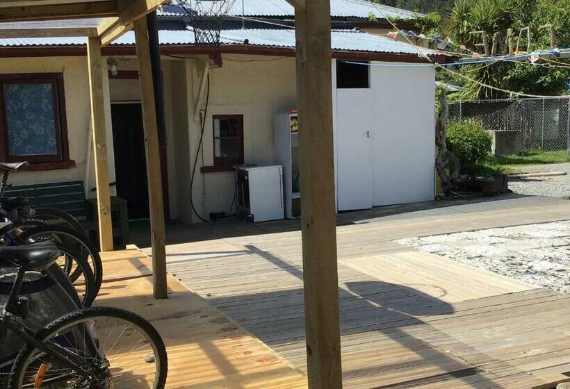 חדר אקונומי, Brunnerton Lodge And Backpackers