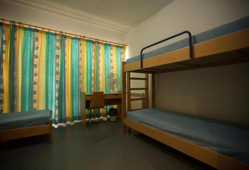 공동 객실, Hi Abrantes – Pousada De Juventude