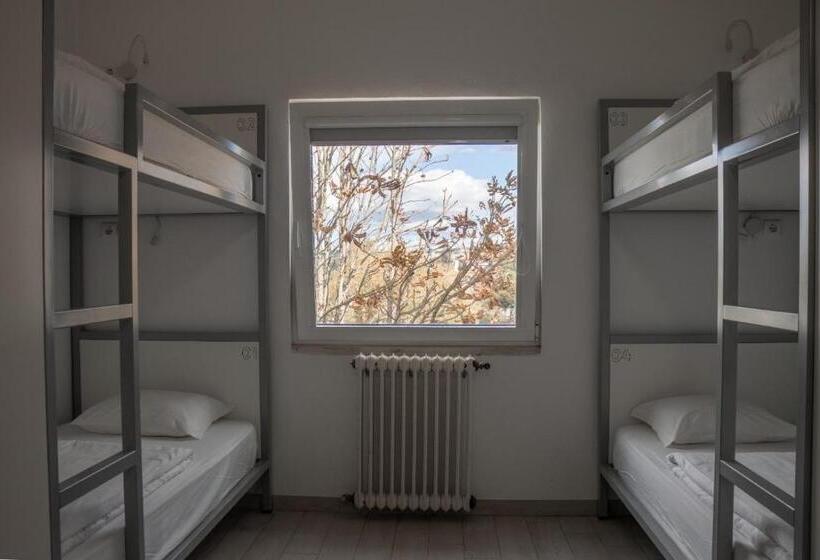 اتاق استاندارد چهارنفره با سرویس بهداشتی مشترک, Hi Viseu   Pousada De Juventude