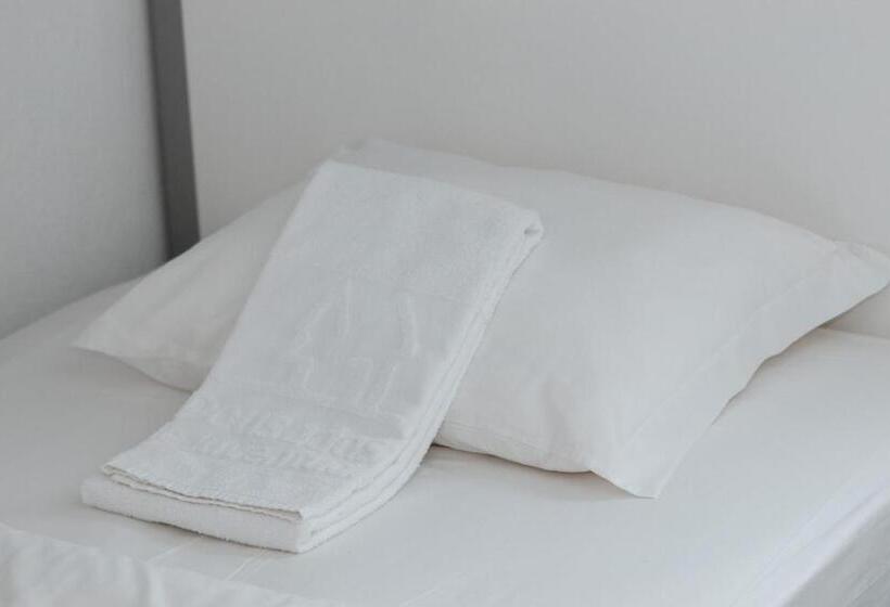 اتاق استاندارد چهارنفره با سرویس بهداشتی مشترک, Hi Viseu   Pousada De Juventude