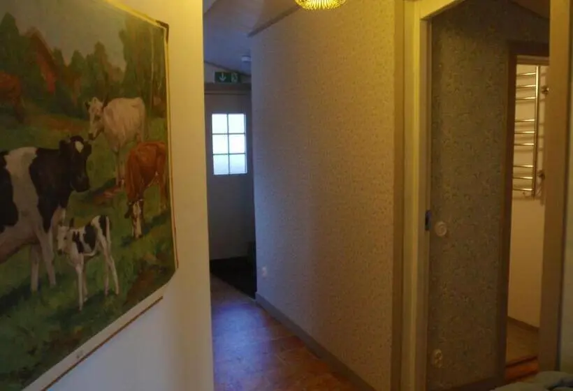 Huoneisto 2 Makuuhuonetta, Stf Lugnåsberget Ekohotell