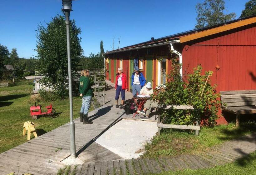 חדר משפחתי, Stf Lugnåsberget Ekohotell