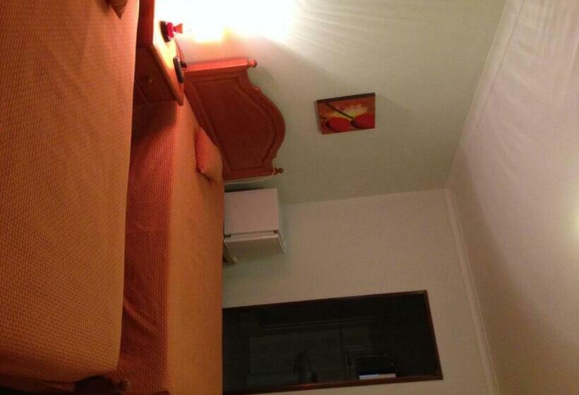 اتاق خانوادگی, Residencia Salva Vidas