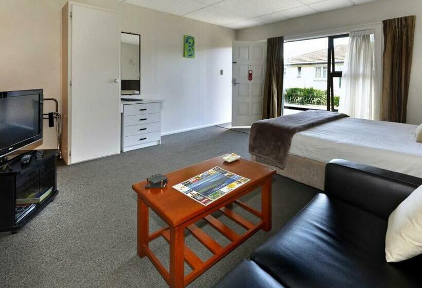 带大床的标准间, Classique Lodge Motel