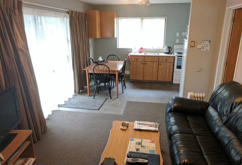 带2个卧室的公寓, Classique Lodge Motel