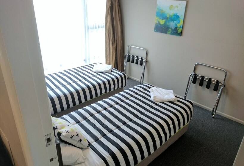 带2个卧室的公寓, Classique Lodge Motel