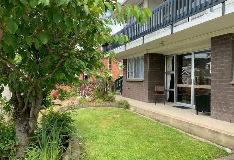 Familjelägenhet, Cumberland Motel