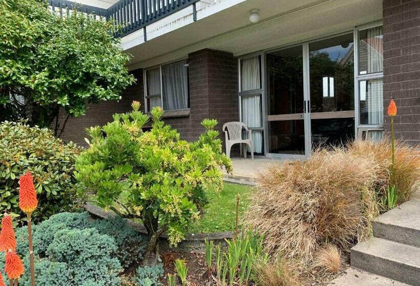 Familjelägenhet, Cumberland Motel