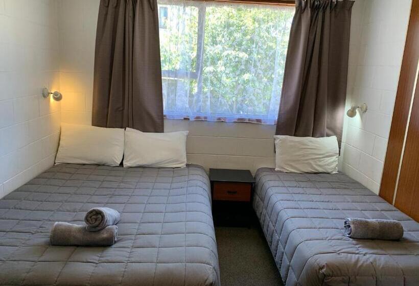 1 Sovrums Lägenhet, Cumberland Motel
