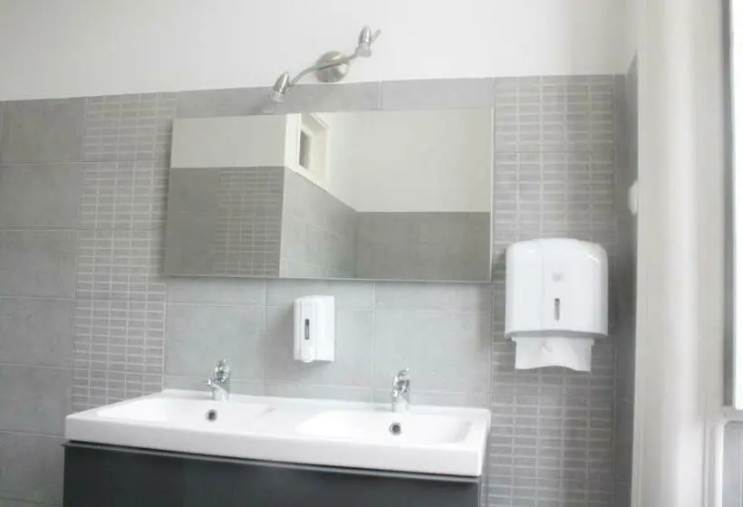 Standard-huone, Hostel 402