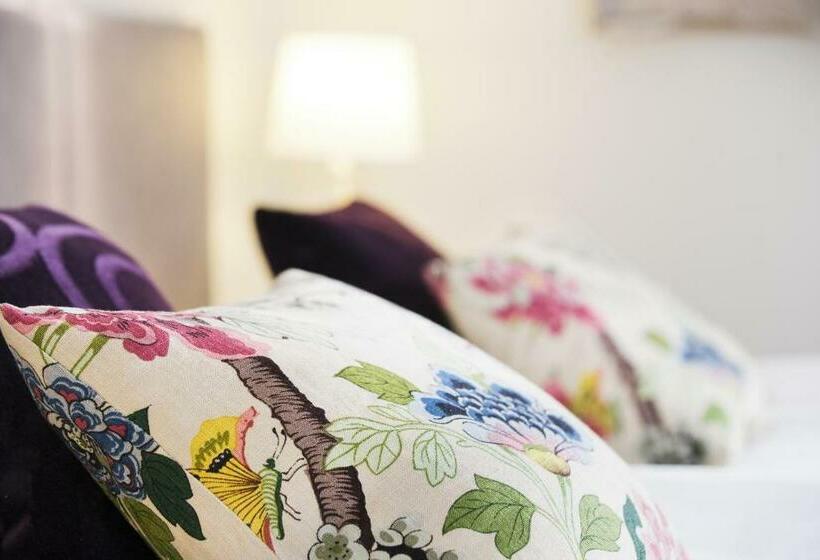 스탠다드 룸, Bofors