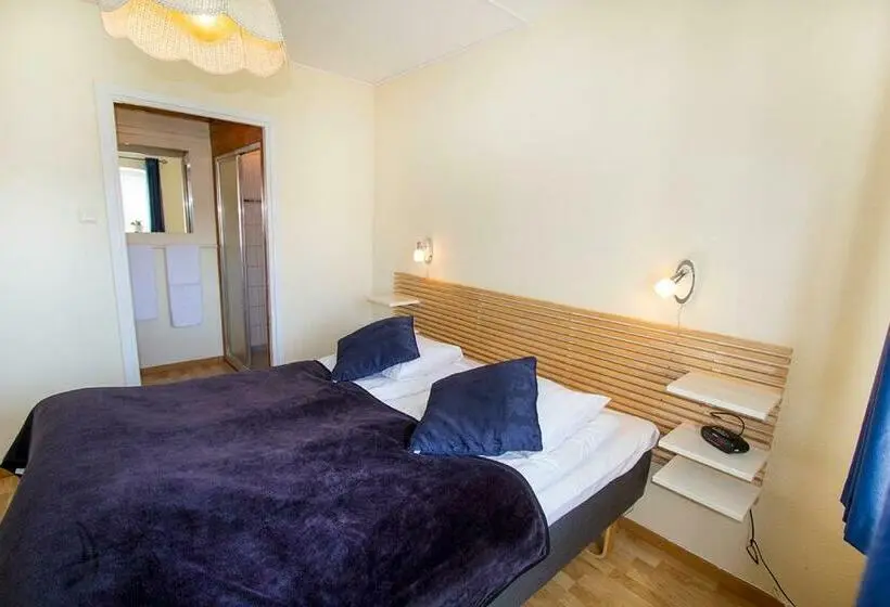 Standard Yhden Hengen Huone, Chaplin