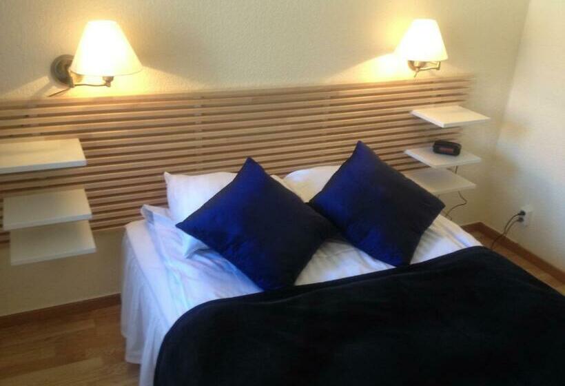 Номер Стандарт Индивидуальный, Chaplin