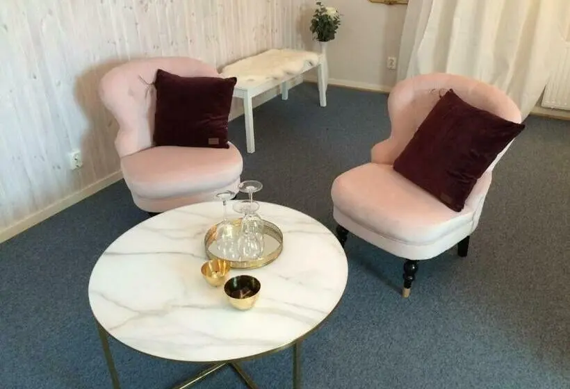 3 Bett Deluxe Zimmer, L Turistgården I Simrishamn