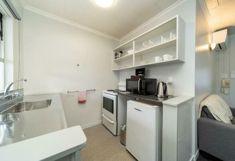 Апартаменты 1 Спальня, Kensington Motel