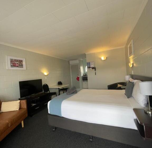 استوديو أساسي, Kensington Motel