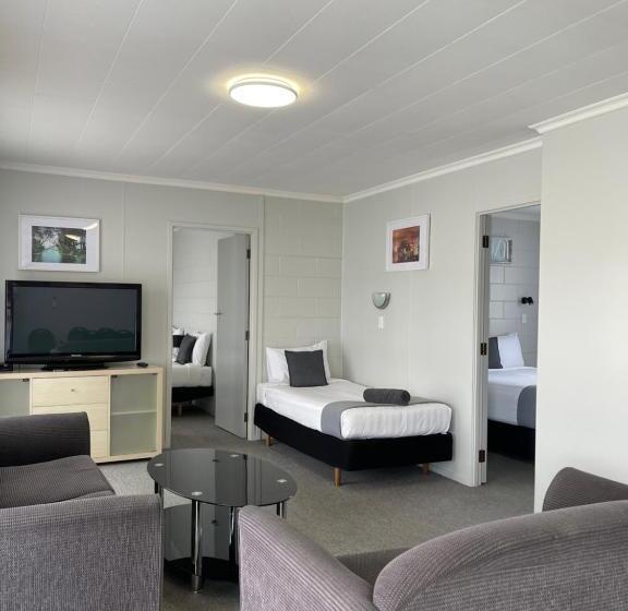 Апартаменты 2 Спальни, Kensington Motel