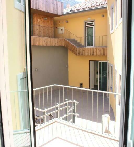 اتاق خانوادگی, Moon Hill By Joivy