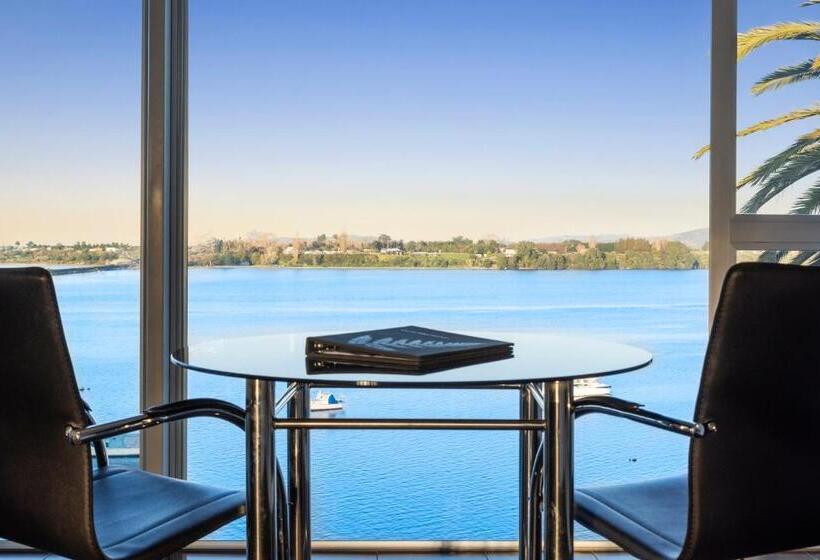 Superior suite with view, The Tauranga On The Waterfront