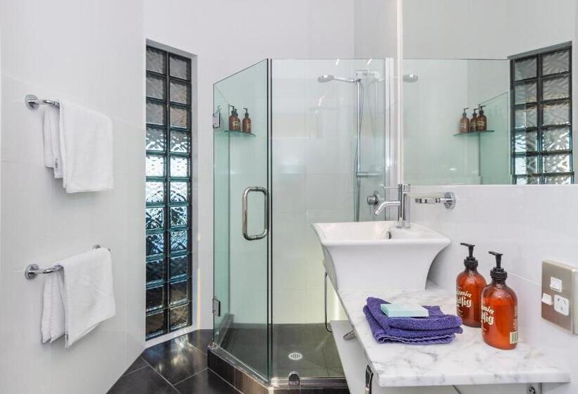 キングサイズベッドのエクゼクティブ, The Tauranga On The Waterfront