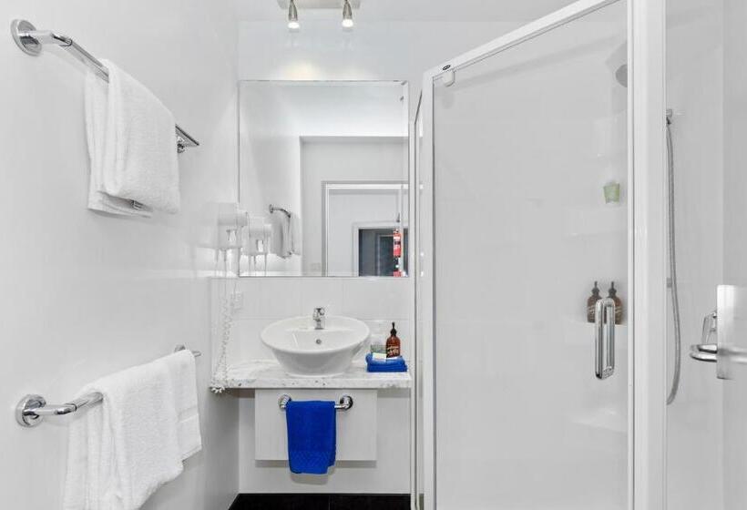 スタンダードスタジオ, The Tauranga On The Waterfront