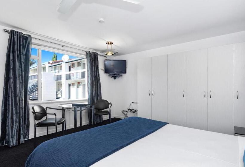 スタンダードスタジオ, The Tauranga On The Waterfront