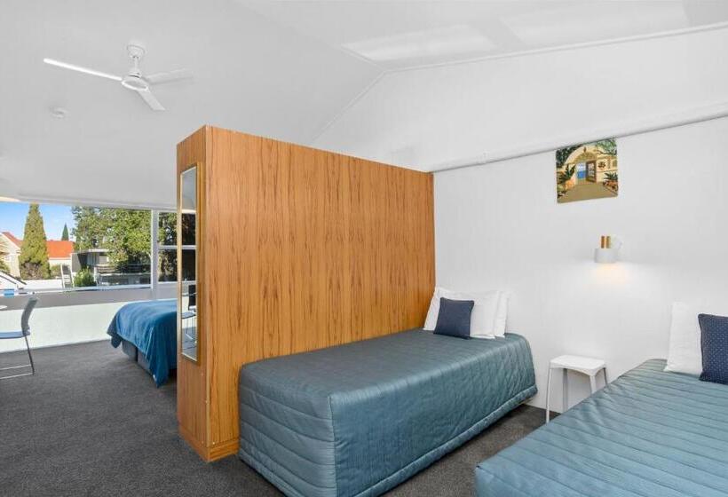 Family studio with view, The Tauranga On The Waterfront