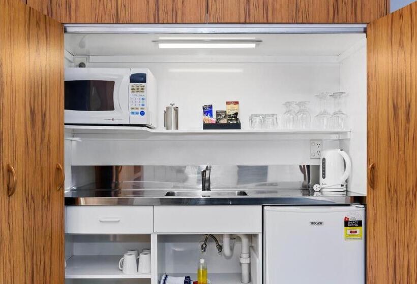 ファミリーステューディオ, The Tauranga On The Waterfront