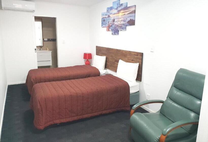Standard-huone, Newlands Court Motel