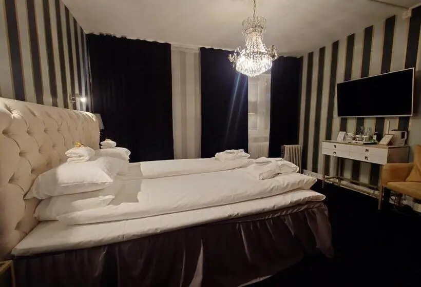 エコノミールーム, Palace Hotell