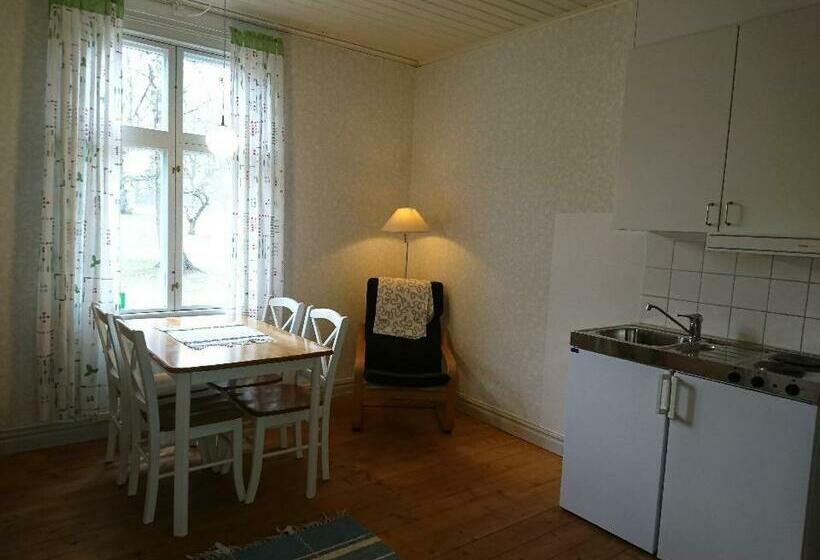 דירת חדר, Stf Glasbruket Hostel & Apartments