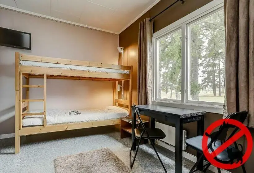 Perhehuone, Stf Hostel Lärbro/grannen