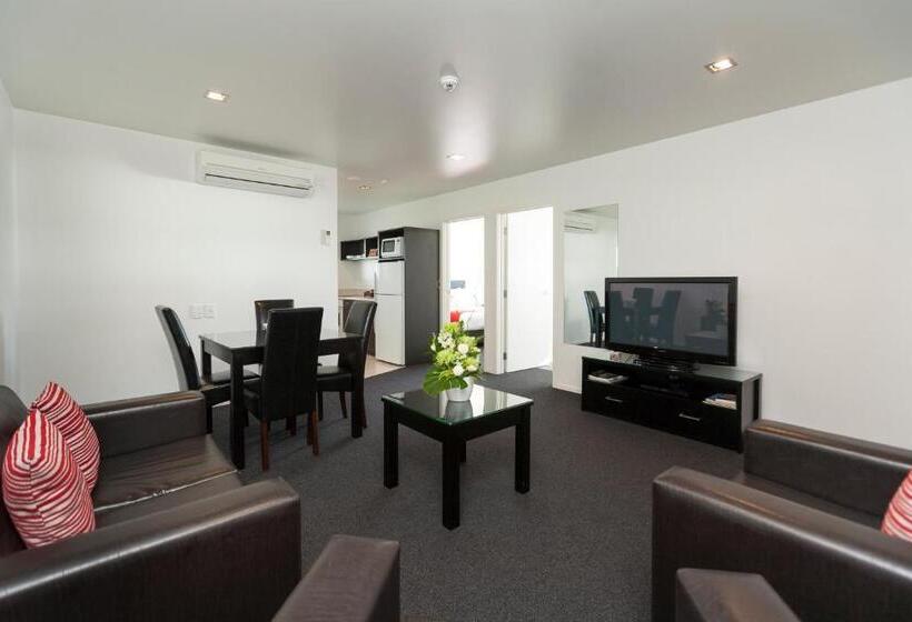 آپارتمان 2 خوابه, The Dawson Motel