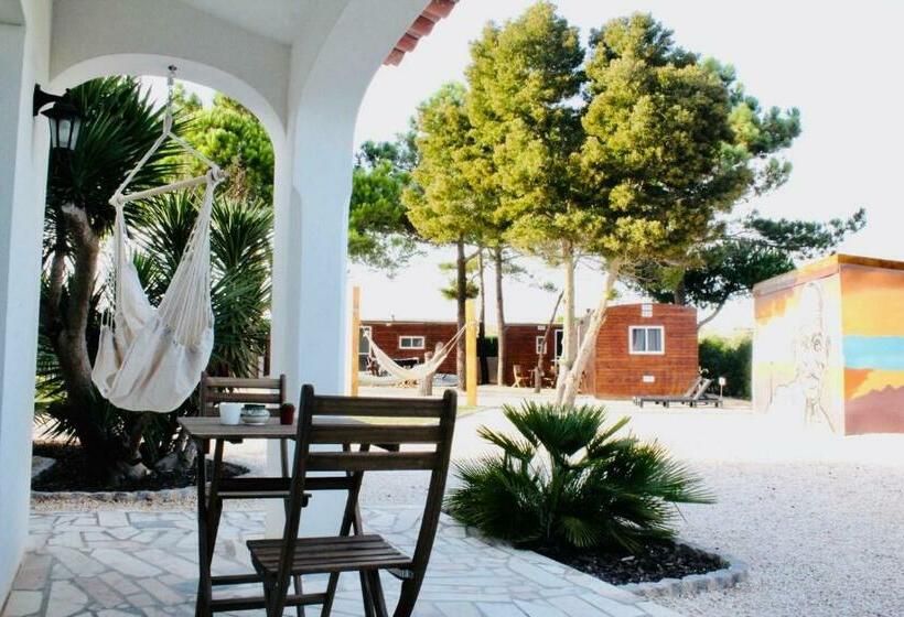 스탠다드 테라스 룸, The Lighthouse Hostel