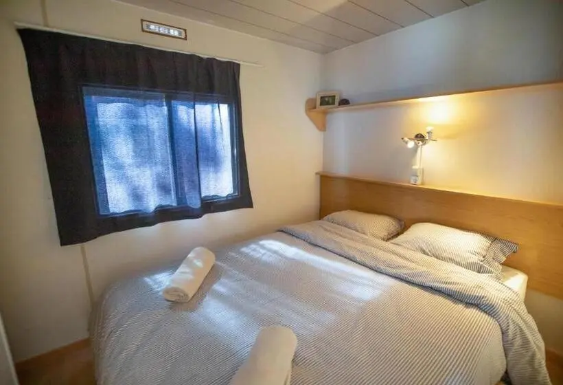 バンガローの２ベッドスタンダードルーム, The Lighthouse Hostel