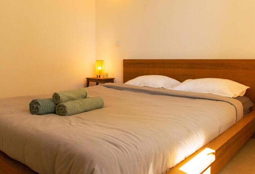 غرفة قياسية, The Lighthouse Hostel