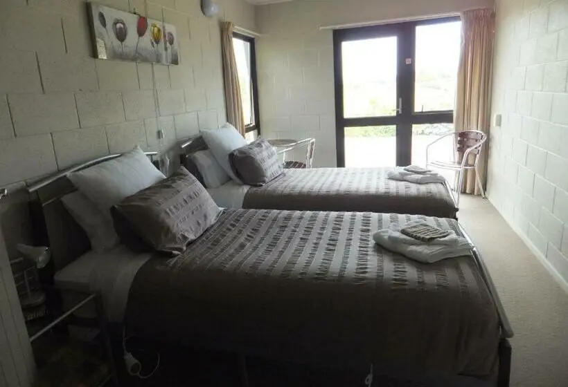 Standard-huone, Waitomo Golfstays B&b