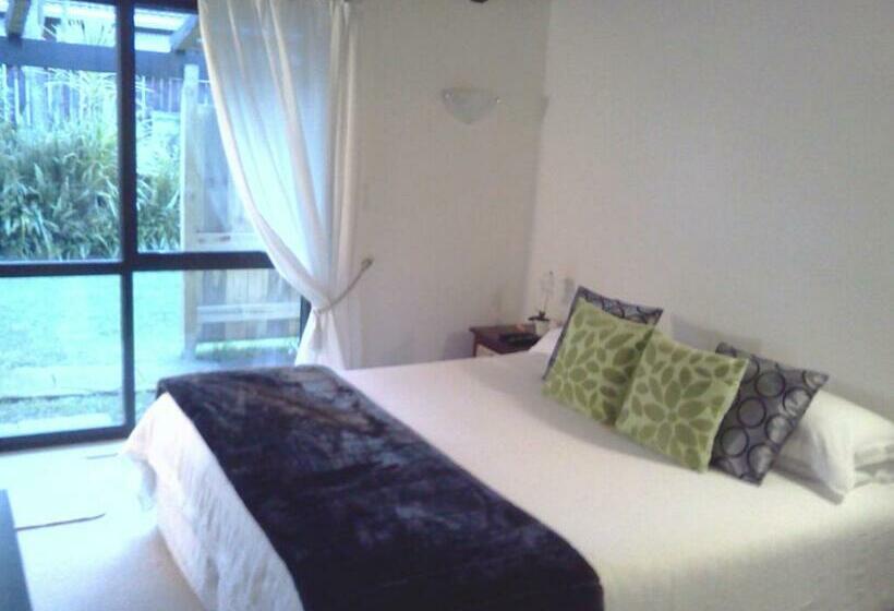 اتاق استاندارد, Waters Edge B&b