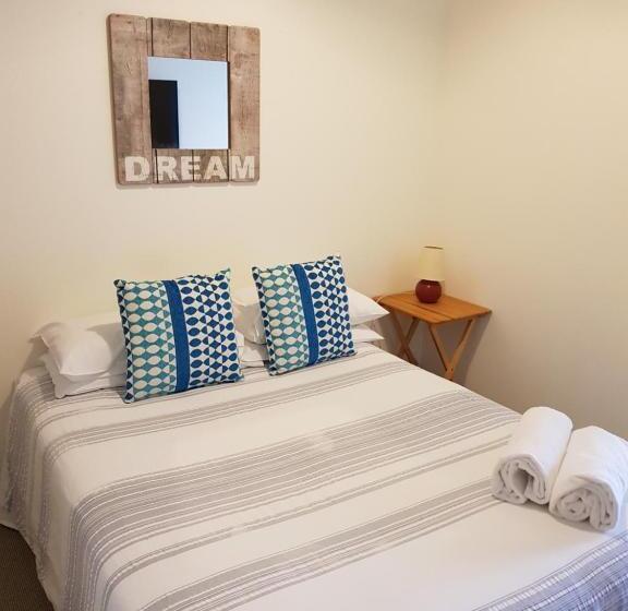 اتاق عادی, Waters Edge B&b