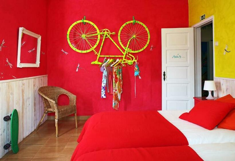 اتاق استاندارد با سرویس بهداشتی مشترک, Chill In Ericeira Surf House