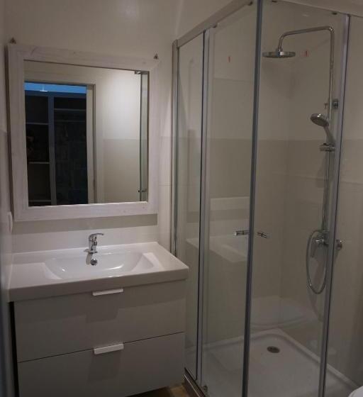 اتاق لوکس با چشمانداز دریا, Chill In Ericeira Surf House