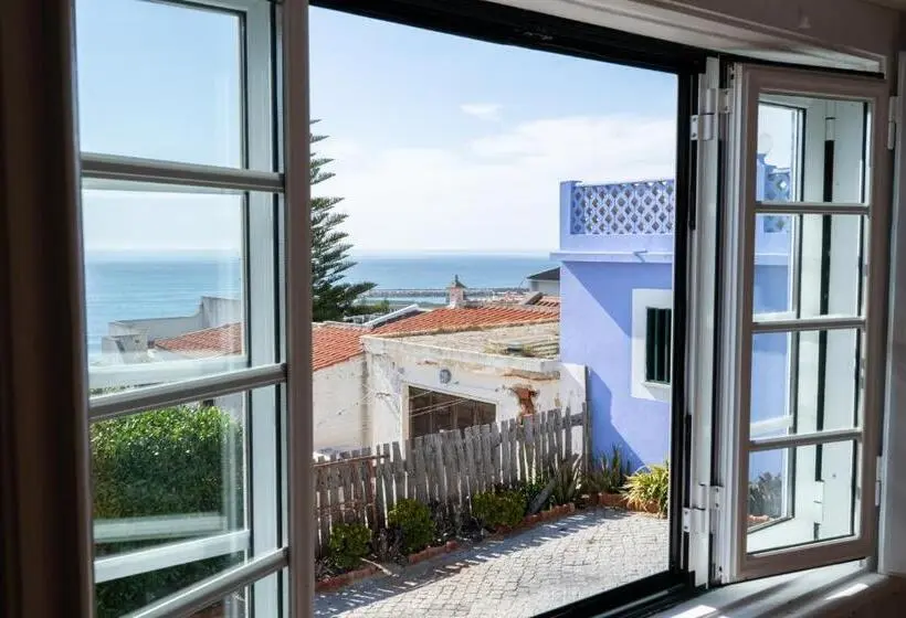 ルームシェアのワンベッド, Chill In Ericeira Surf House